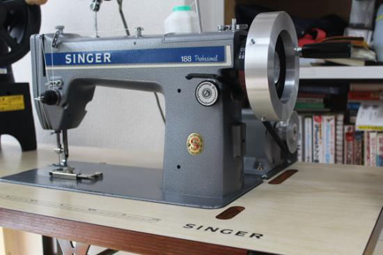 SINGER 188（職業用ミシン：下送り）販売済み